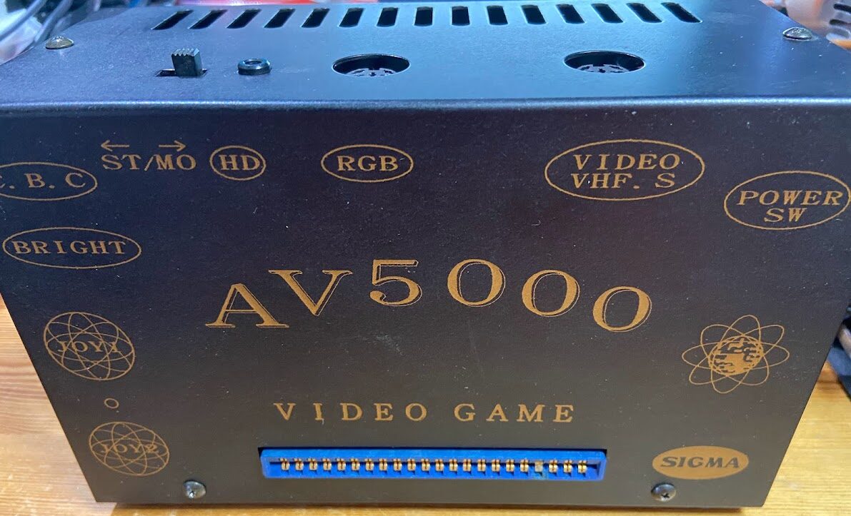 旧世代アーケードコントロールボックス『Σ AV5000』もUSBアケコンと